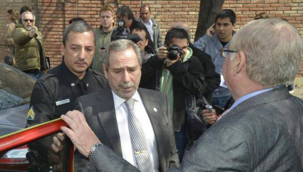 La Justicia sentenci� a Ricardo Jaime a seis meses de prisi�n en suspenso