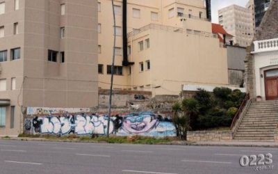 Avanza la construcci�n de otra torre en la costa