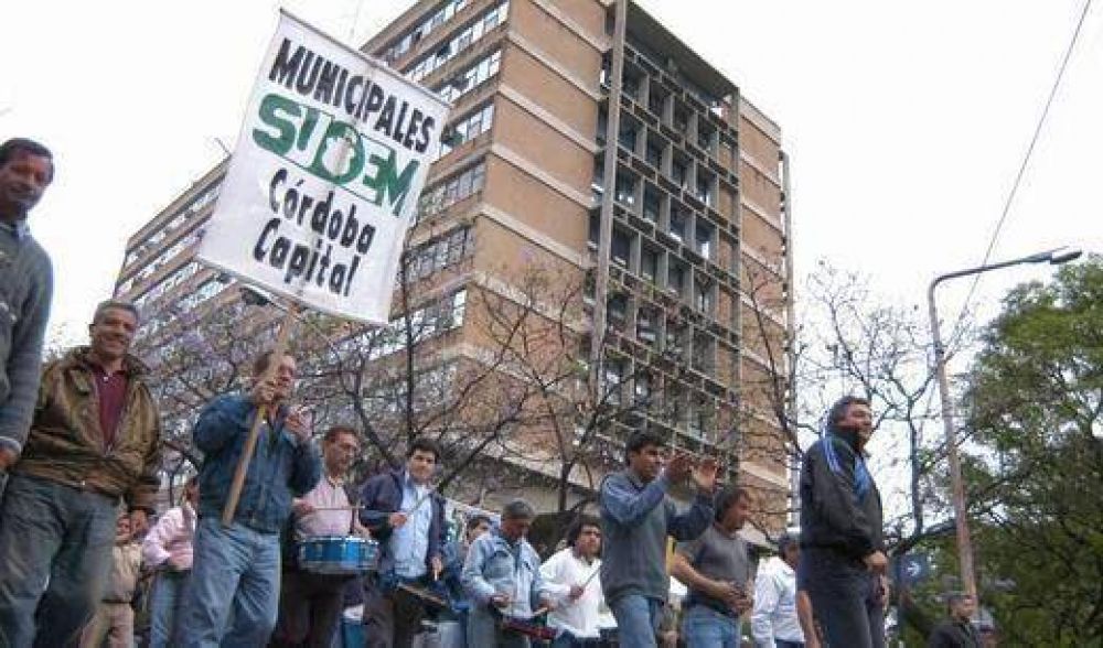 Suoem pelea por contratados y paraliza hoy atenci�n municipal