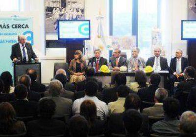 Llegan $132 millones del M�s Cerca a la provincia 