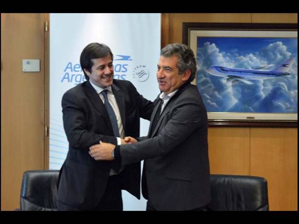 Aerol�neas vuelve a volar a Paran�