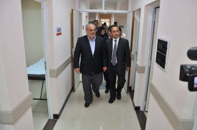 Alvear ya tiene hospital, el Gobernador inaugur� el edificio del Miguel Sussini