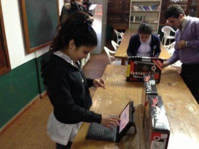 Estudiantes de Ober� eligieron a sus candidatos para el Parlamento Estudiantil