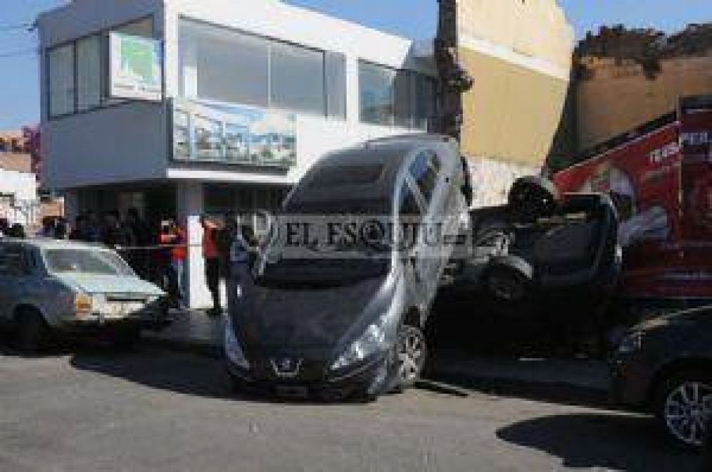 Acusan de abuso al playero que provoc� el triple choque
