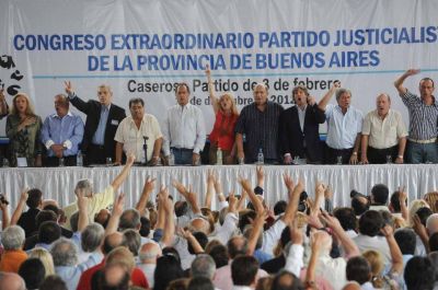 El FpV a punto de quedarse sin la estructura del PJ bonaerense
