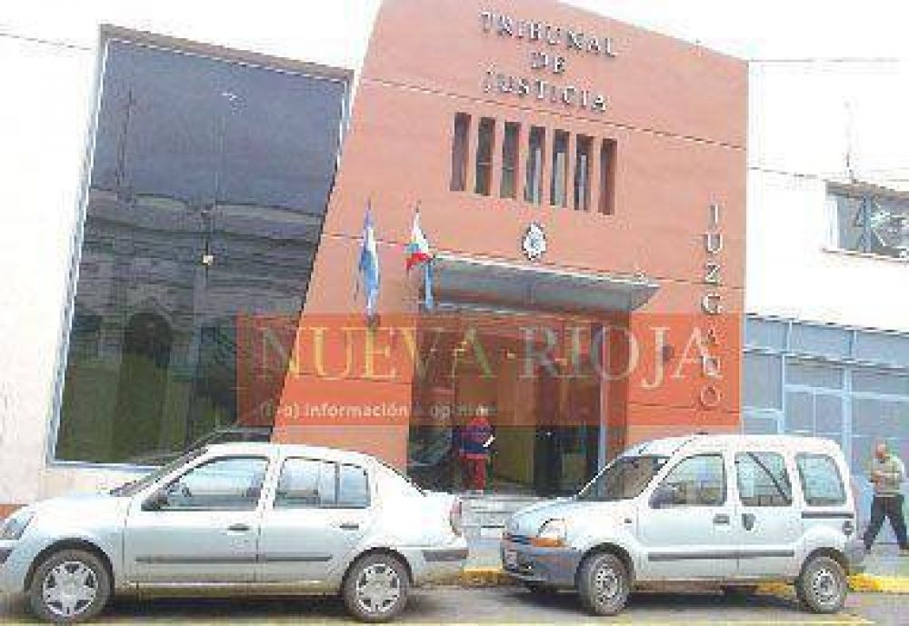 Designan al juez Mart�nez fiscal federal y se complica la justicia