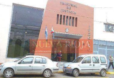 Designan al juez Mart�nez fiscal federal y se complica la justicia