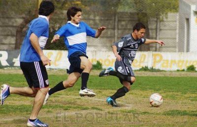 Ferro hace el primer ensayo entero