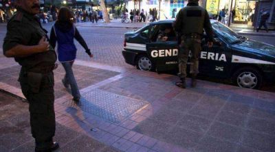 Seguridad: llevan gendarmes de Mendoza a Buenos Aires
