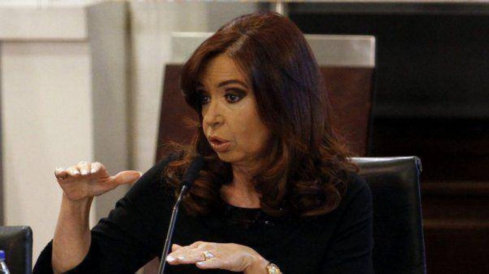 Cristina y el "c�rculo rojo": "Elegante eufemismo destituyente"