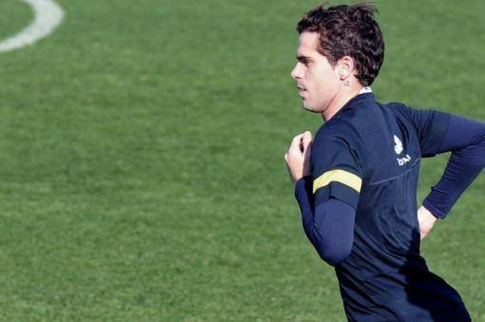 "Con Riquelme y Gago vamos a tener un plus", asegur� Federico Bravo