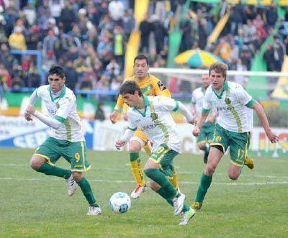 Rambert prepara un Aldosivi bien ofensivo para recibir a Patronato