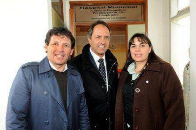 Scioli resalt� el apoyo provincial en su paso por General Alvarado