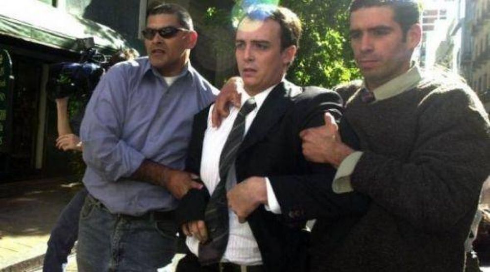 Molina niega licencia de conducir a joven que mat� en una picada de autos a una madre y su nena