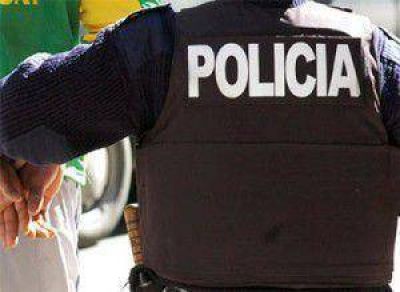 Delincuentes vestidos de polic�as robaron 200 mil pesos a unos camioneros santafesinos