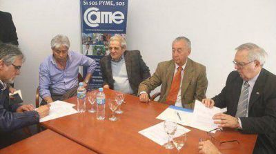 Empresarios y gremio dieron un paso m�s para cerrar los domingos