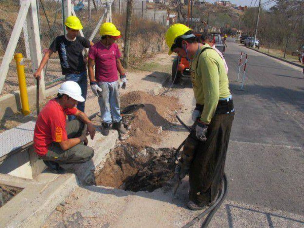 Tanti: Inauguraron tramo de la red de gas natural