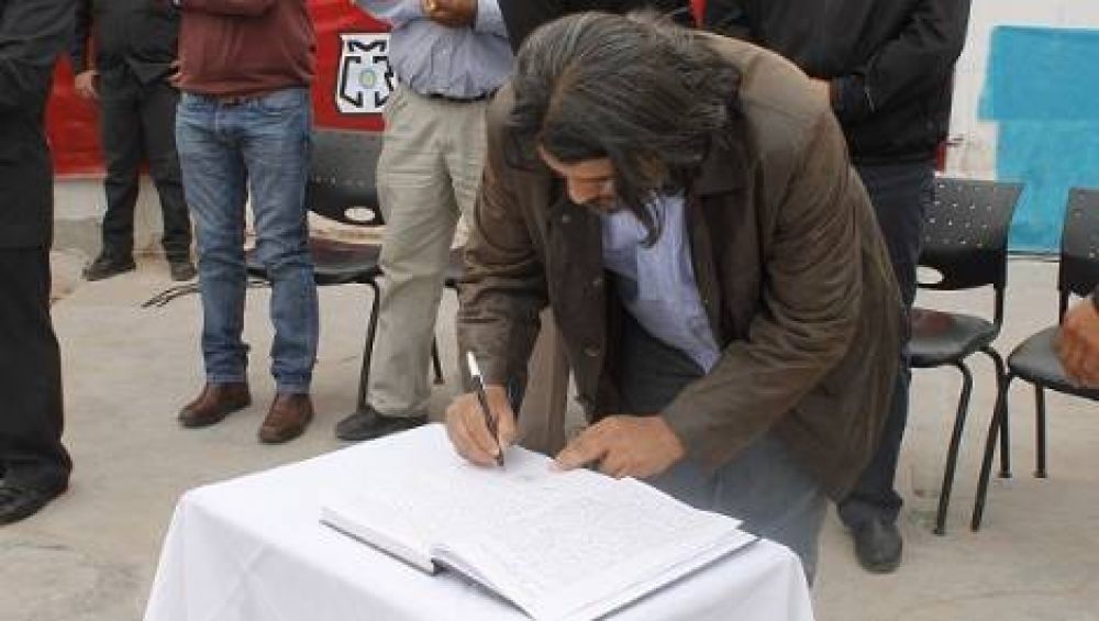 Ariza anunci� la creaci�n de un Centro Regional de Estudios Superiores