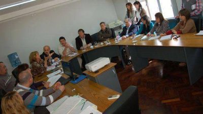 Senado y gremios realizar�n un nuevo proyecto de colegiaci�n de enfermeros	 