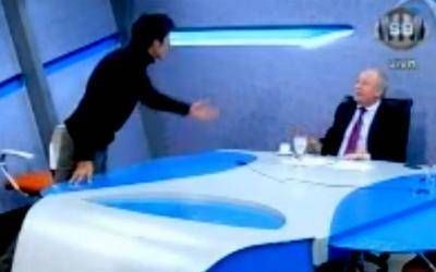 Esc�ndalo en Bah�a Blanca: Un periodista y un exconvicto se pelearon al aire
