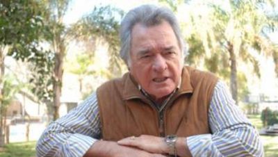 Castillo y Barrionuevo tuvieron que salir a desmentir un pacto