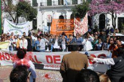 Salud necesita 19 millones para destrabar el conflicto