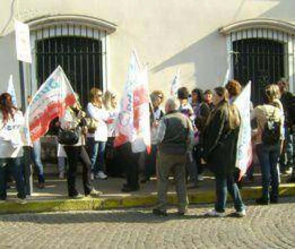 Recortaron el dinero para los comedores escolares  