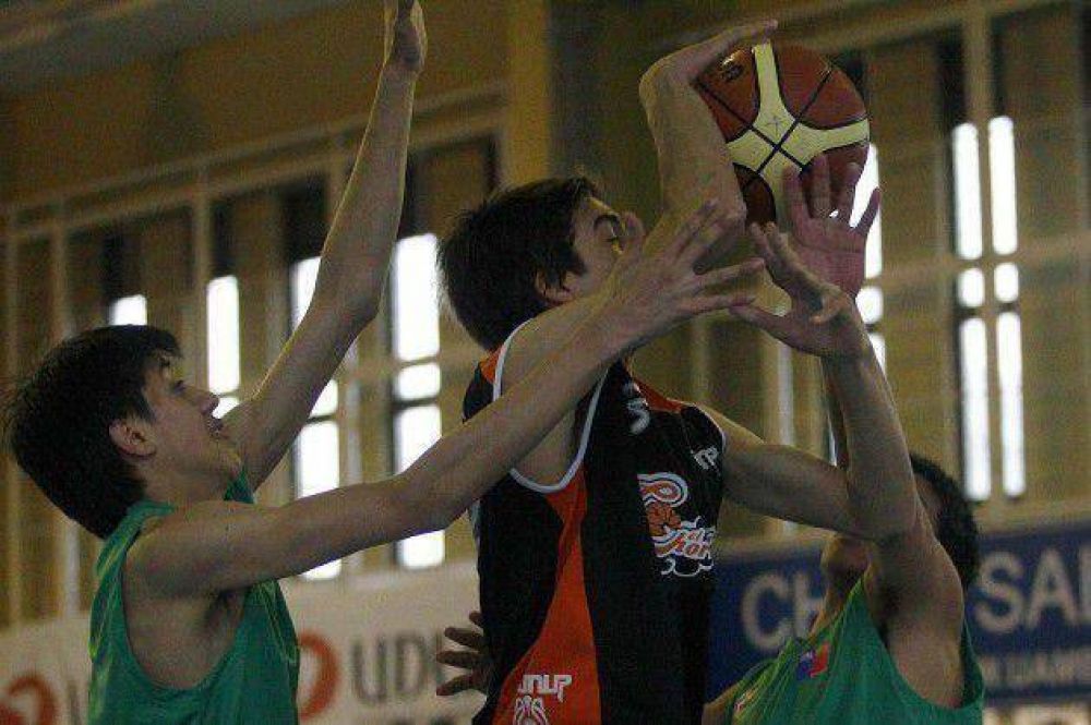 Sigue el entrenamiento de los seleccionados puntanos