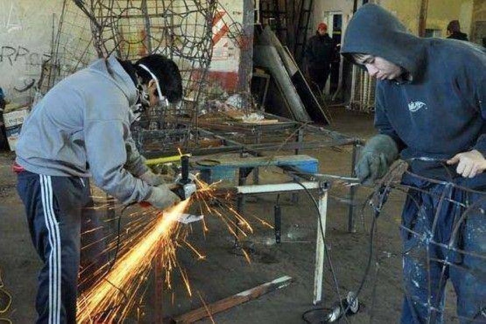 17 carrozas se presentar�n en la Fiesta de la Primavera y del Estudiante