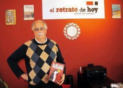 Jos� Cano: �Con el libro busco que las personas recapaciten y se despierten, porque todos podemos hacer algo por el pa�s�