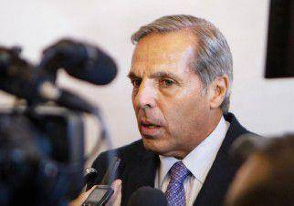 Sapag admiti� inter�s en presidir el MPN 