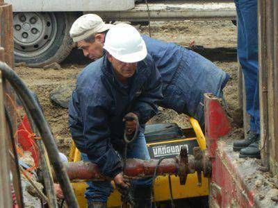 OSSE REALIZA EMPALME DE CA�ER�AS EN �ESTACI�N CHAPADMALAL�