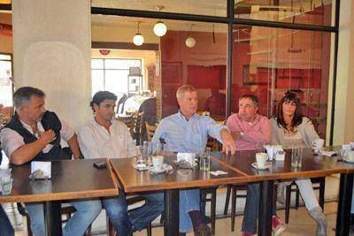 De Narv�ez mantuvo en Pergamino un encuentro con los referentes del agro