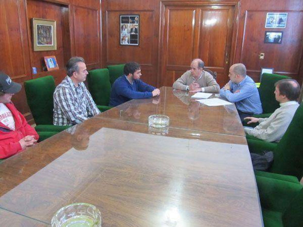 Dos empresas firmaron el boleto de compra y venta
