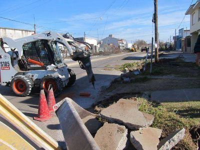 Se iniciaron los trabajos de construcci�n de una rotonda en Balcarce y Labard�n