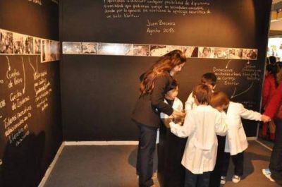 Se inaugur� el Rinc�n infantil de la Biblioteca Municipal