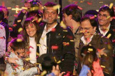 Encuesta: Massa 44,5%, Insaurralde 30,7%