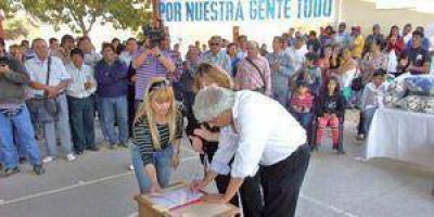 Gobierno acord� obras para Ingeniero Ju�rez