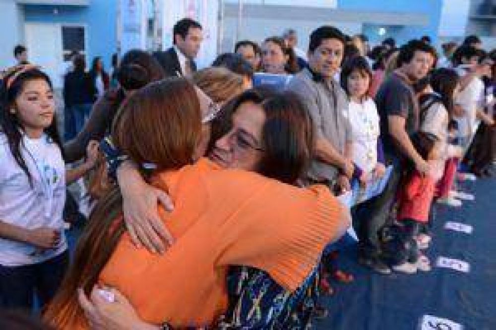 Corpacci entreg� m�s viviendas y volvi� a destacar el aporte nacional