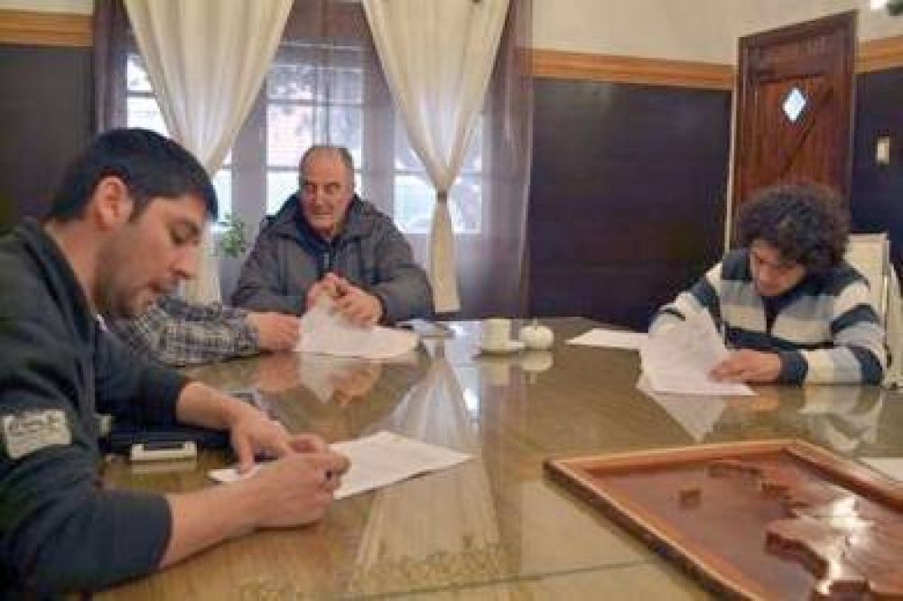Apertura de sobres de Licitaciones P�blicas en Las Heras