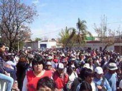 Tiempo de El Milagro: La Catedral de Salta convoca a colaborar con los peregrinos que caminan durante d�as
