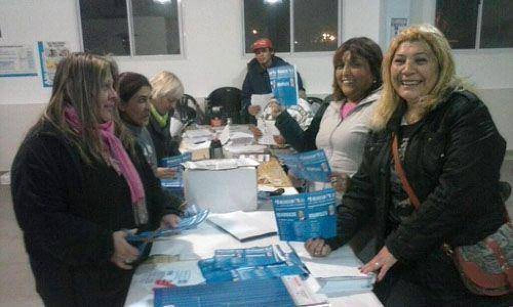 Impulsan ampliar el �voto inteligente� desde Derqui a todo el distrito