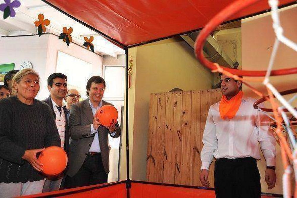 El IPS desembarc� en Tigre