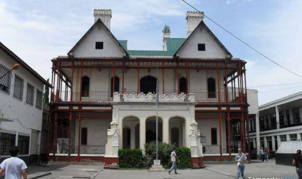 Piden por saneamiento del Comercial de Temperley