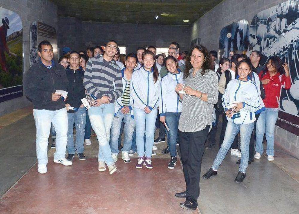 UNDAV: 500 estudiantes locales visitaron la universidad