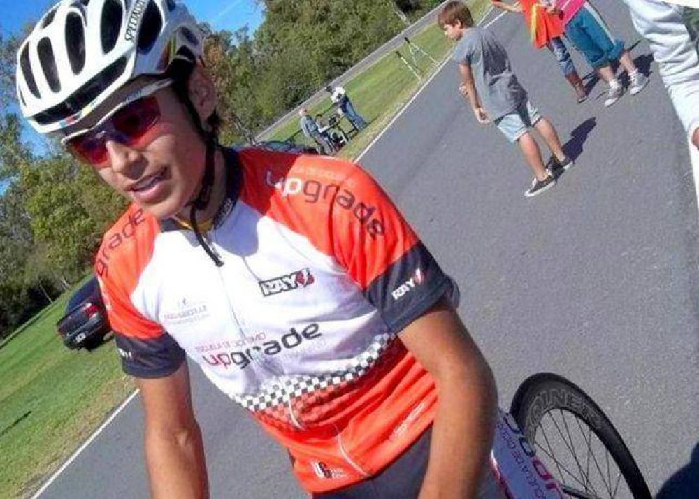 EL CICLISMO DE LUTO POR EL FALLECIMIENTO DE �ZURI� BARRIOS