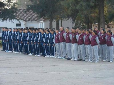 Inici� el 2� Encuentro Cultural y Deportivo de Escuelas de Cadetes