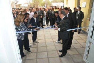 Jorge inaugur� colegio secundario en Anguil