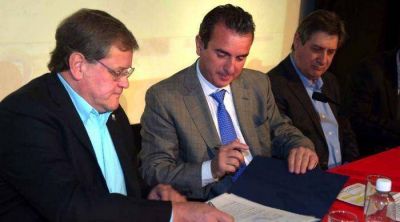 PJ: el acuerdo avanza, la divisi�n crece