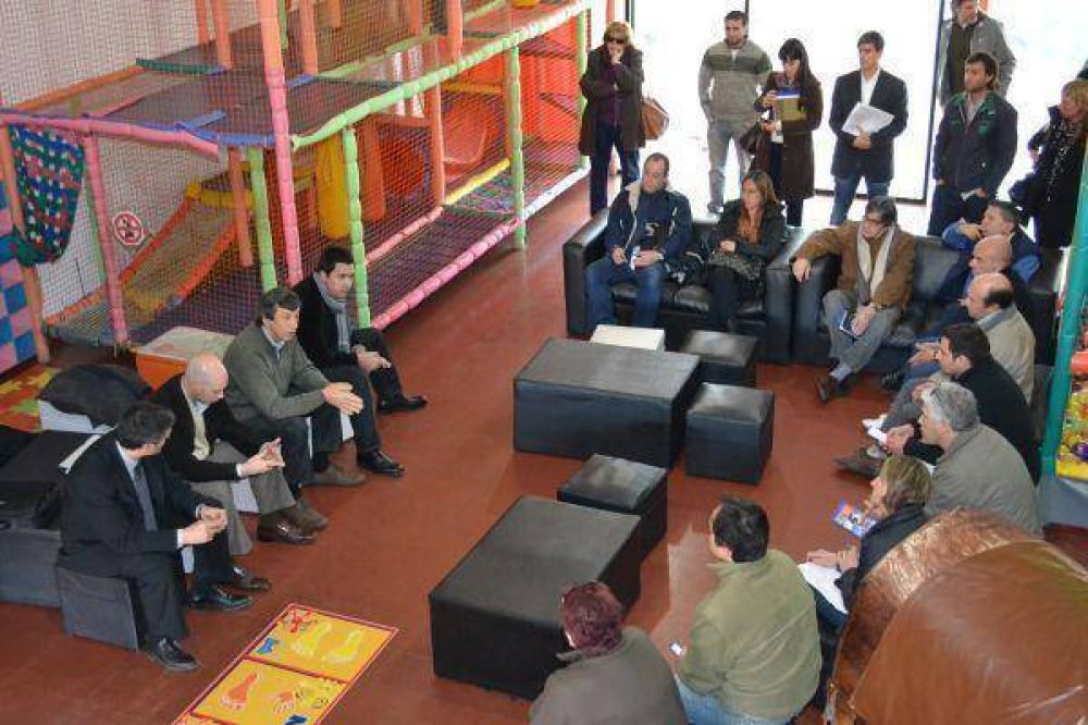 Informaron a comerciantes sobre los cr�ditos del Banco Provincia